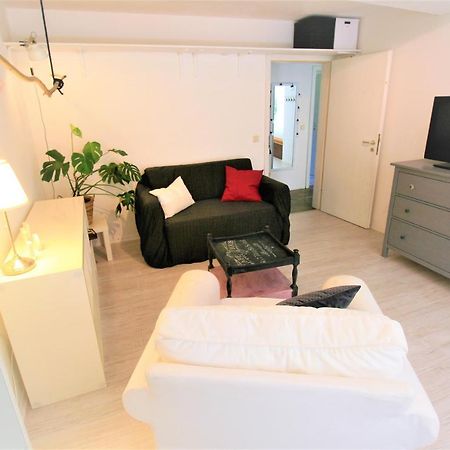 Zentrale Ferienwohnung „Treibholz“ Im Sonnenblumenhaus Flensburg Bagian luar foto