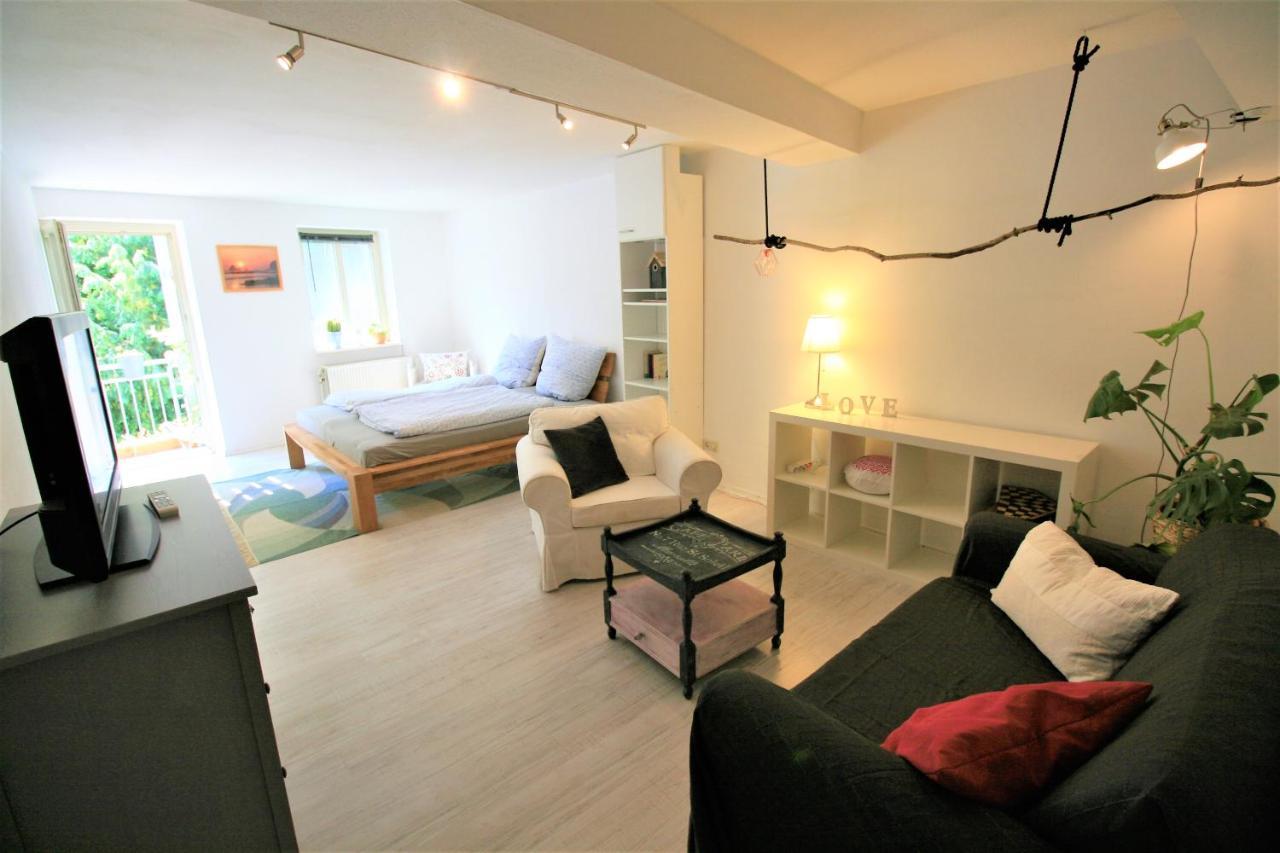 Zentrale Ferienwohnung „Treibholz“ Im Sonnenblumenhaus Flensburg Bagian luar foto