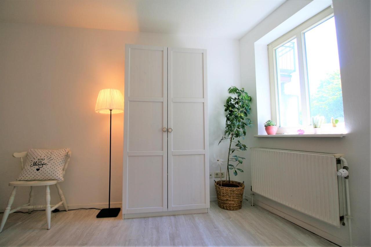 Zentrale Ferienwohnung „Treibholz“ Im Sonnenblumenhaus Flensburg Bagian luar foto